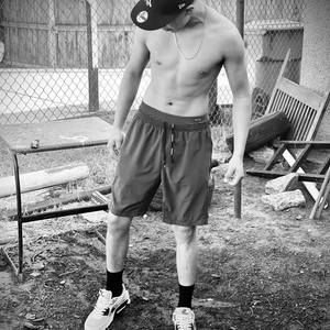 Meet your Posher, Juan